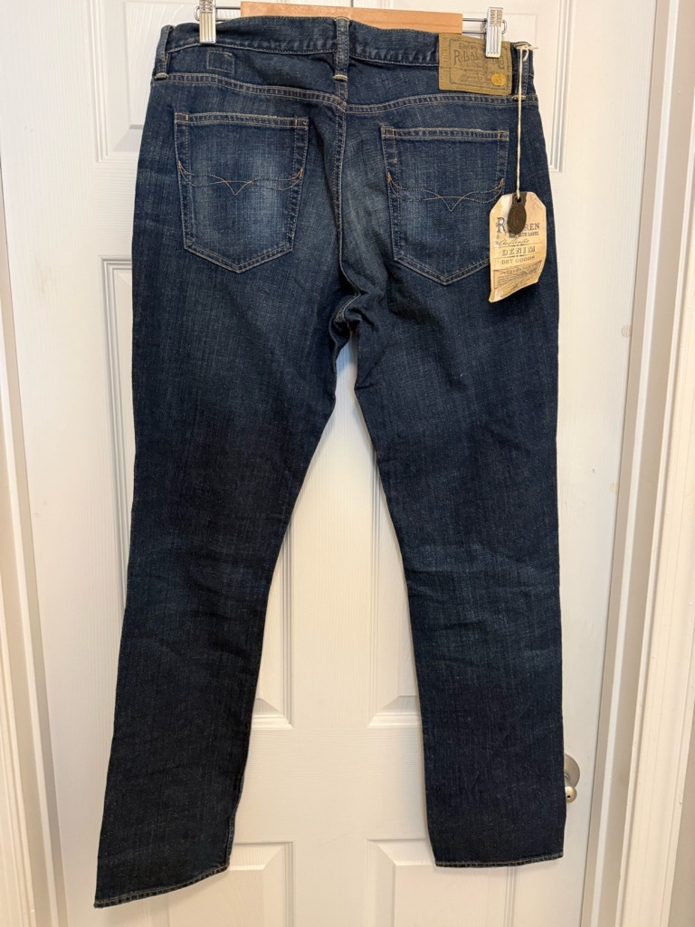 NWT Ralph Lauren Straight Leg Fit Thompson 650 Jeans - Picture 2 of 5